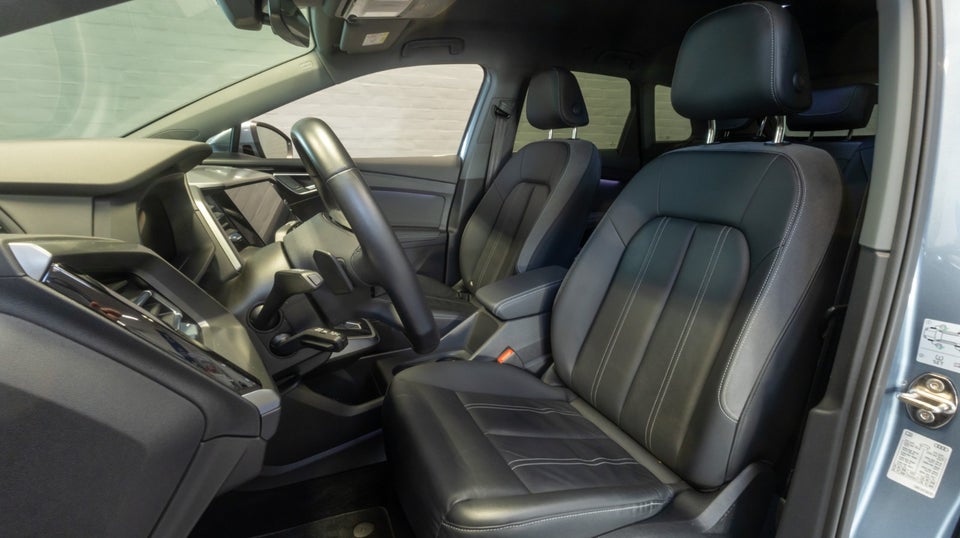 Audi Q4 e-tron 40 S-line 5d