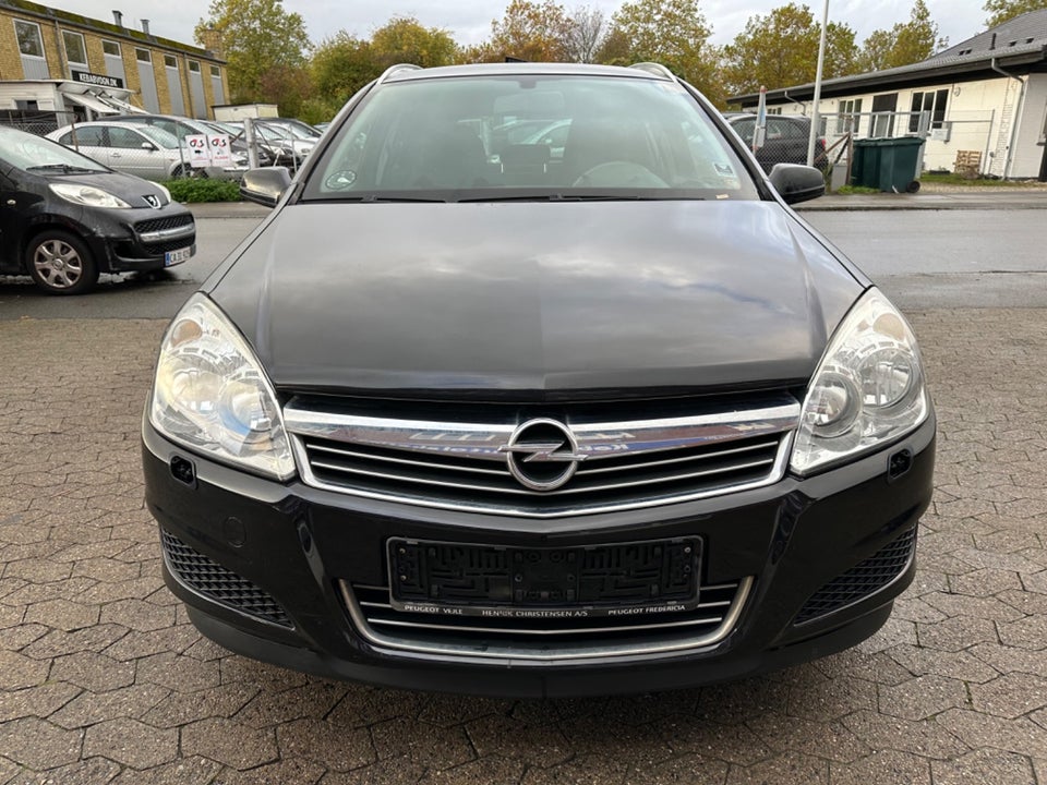 Opel Astra 1,8 16V 140 Enjoy Wagon 5d