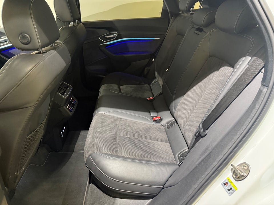 Audi e-tron 50 S-line quattro 5d