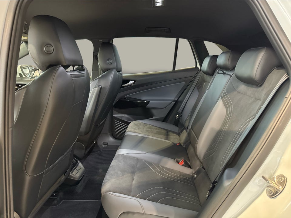 VW ID.4 77 Style+ 5d