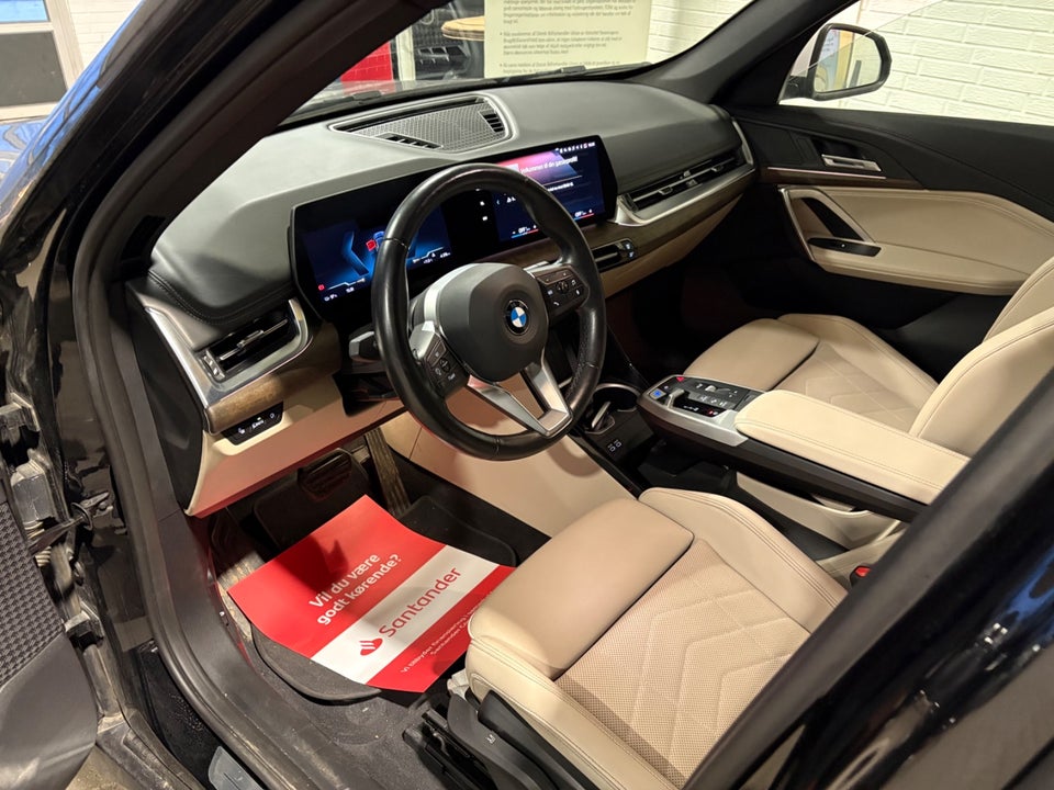 BMW iX1 xDrive30 X-Line 5d