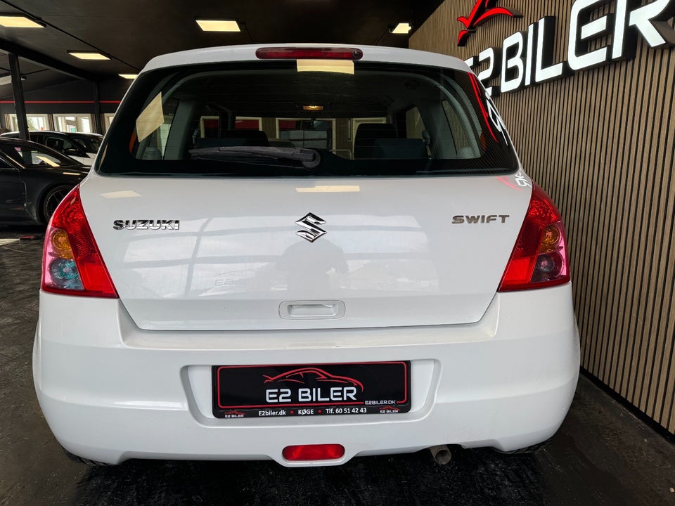 Suzuki Swift 1,3 GL 3d