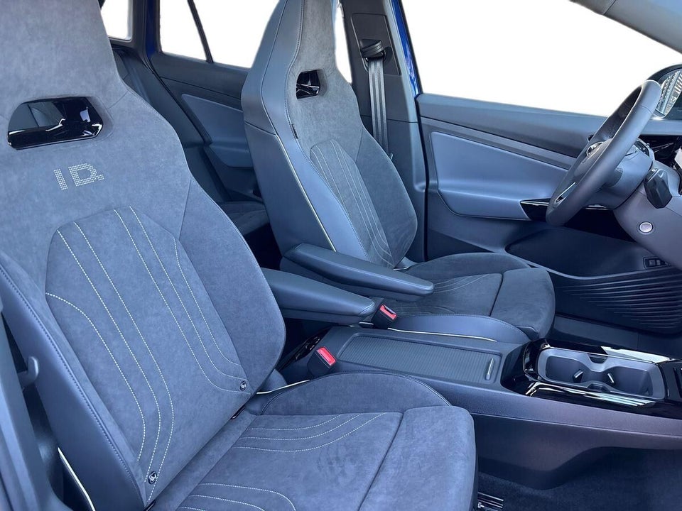 VW ID.4 77 Style+ 5d