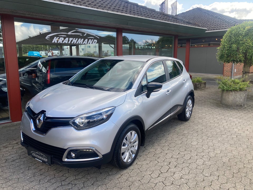 Renault Captur 0,9 TCe 90 Expression 5d