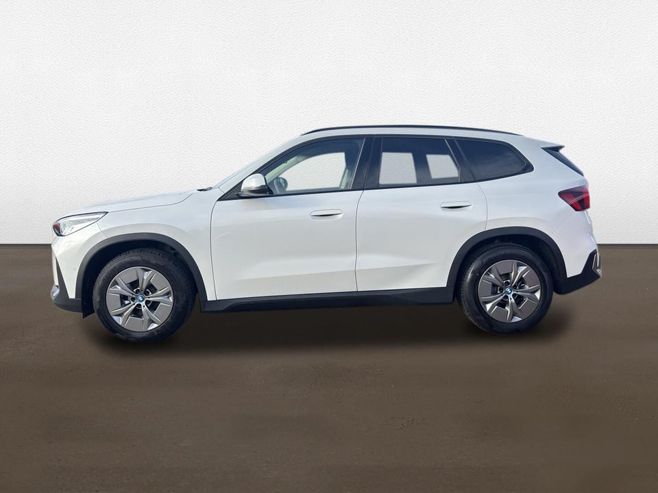 BMW iX1 eDrive20 X-Line 5d