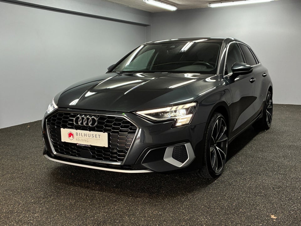 Audi A3 40 TFSi e Prestige Sportback S-tr. 5d