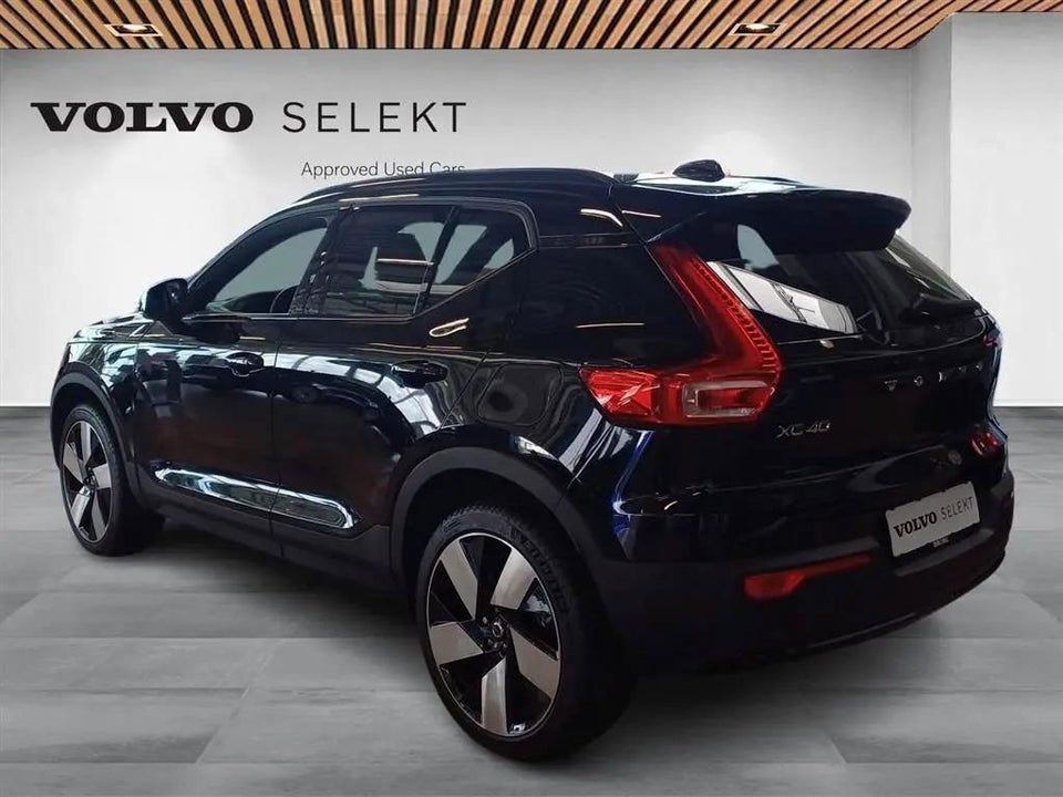 Volvo XC40 ReCharge Twin Plus 5d