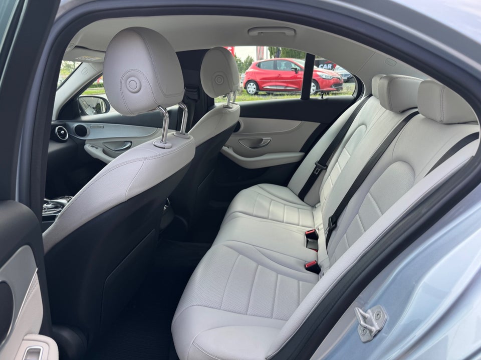 Mercedes C200 2,0 AMG Line aut. 4d