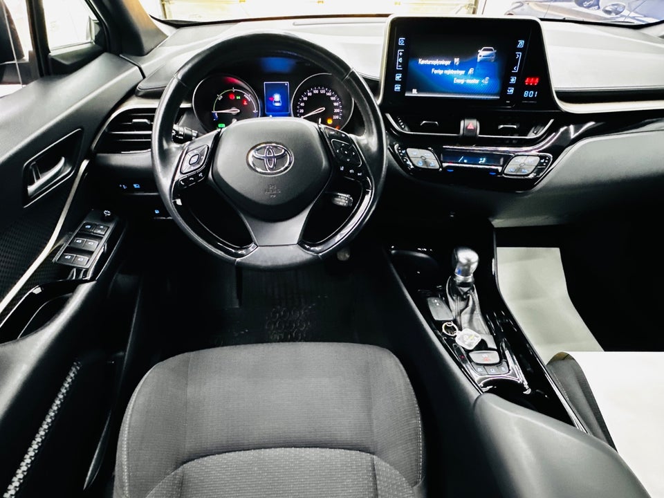 Toyota C-HR 1,8 Hybrid C-HIC CVT 5d