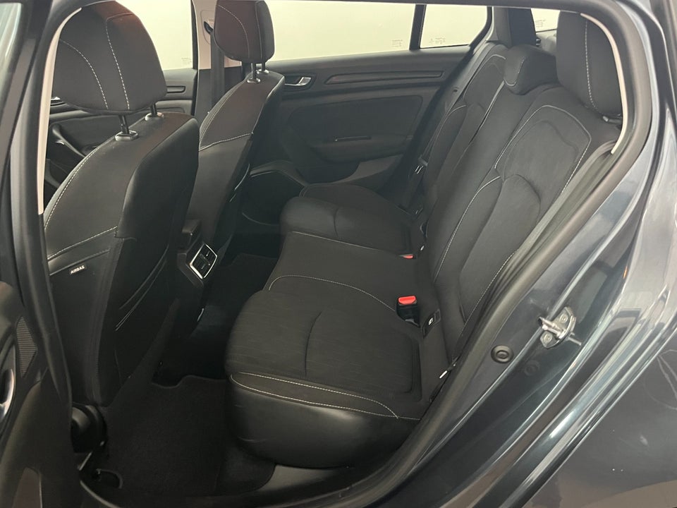 Renault Megane IV 1,5 dCi 115 Limited Sport Tourer EDC 5d