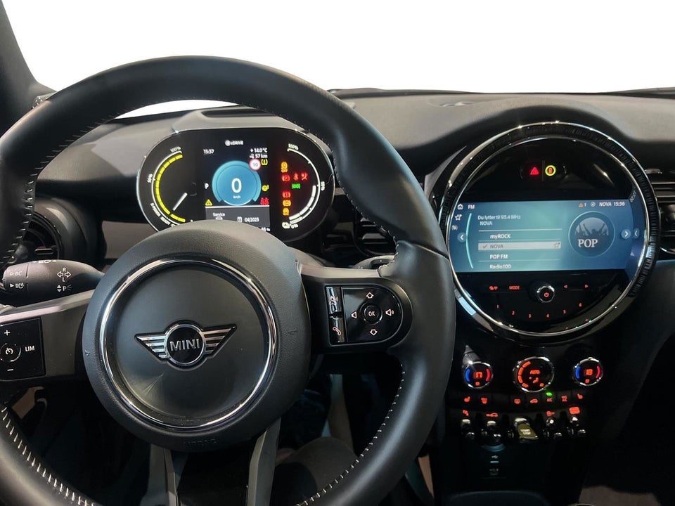 MINI Cooper SE Yours Trim 3d