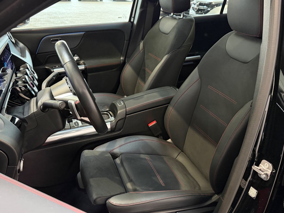 Mercedes EQA350 AMG Line 4Matic 5d