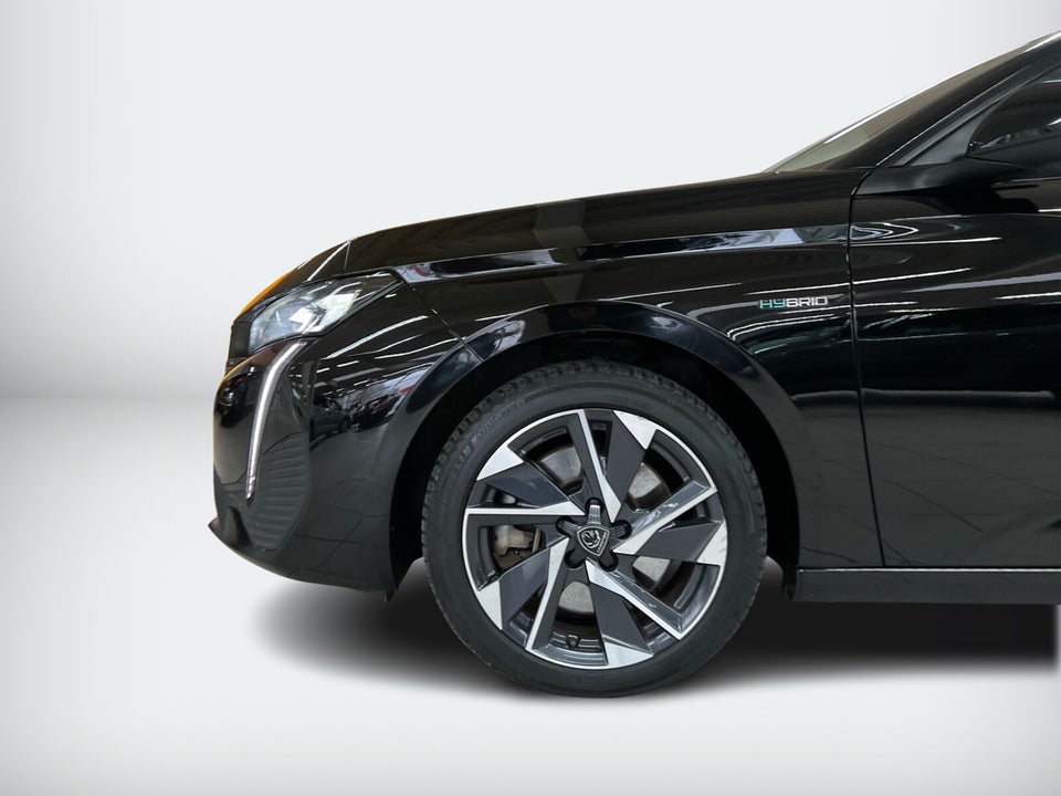 Peugeot 308 1,6 Hybrid First Selection EAT8 5d