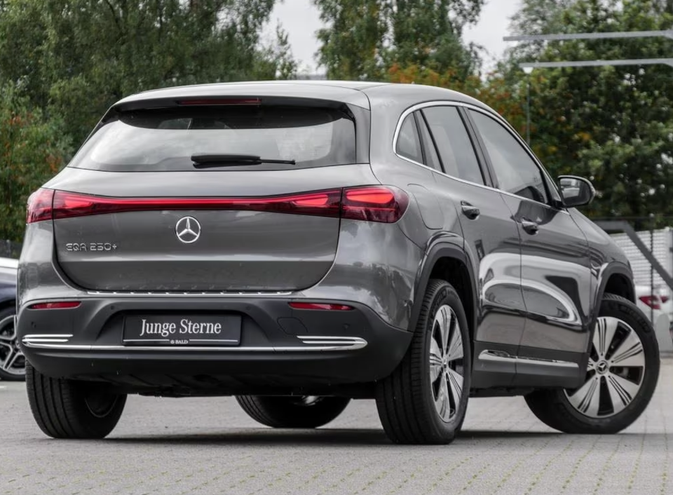 Mercedes EQA250+ Progressive Advance 5d