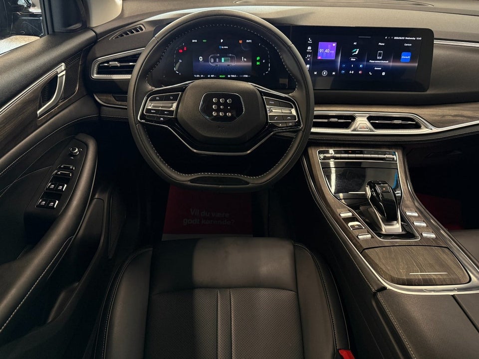 Navor E5 1,5 PHEV Rock 5d