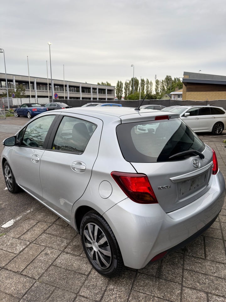 Toyota Yaris 1,0 VVT-i T1 Style 5d