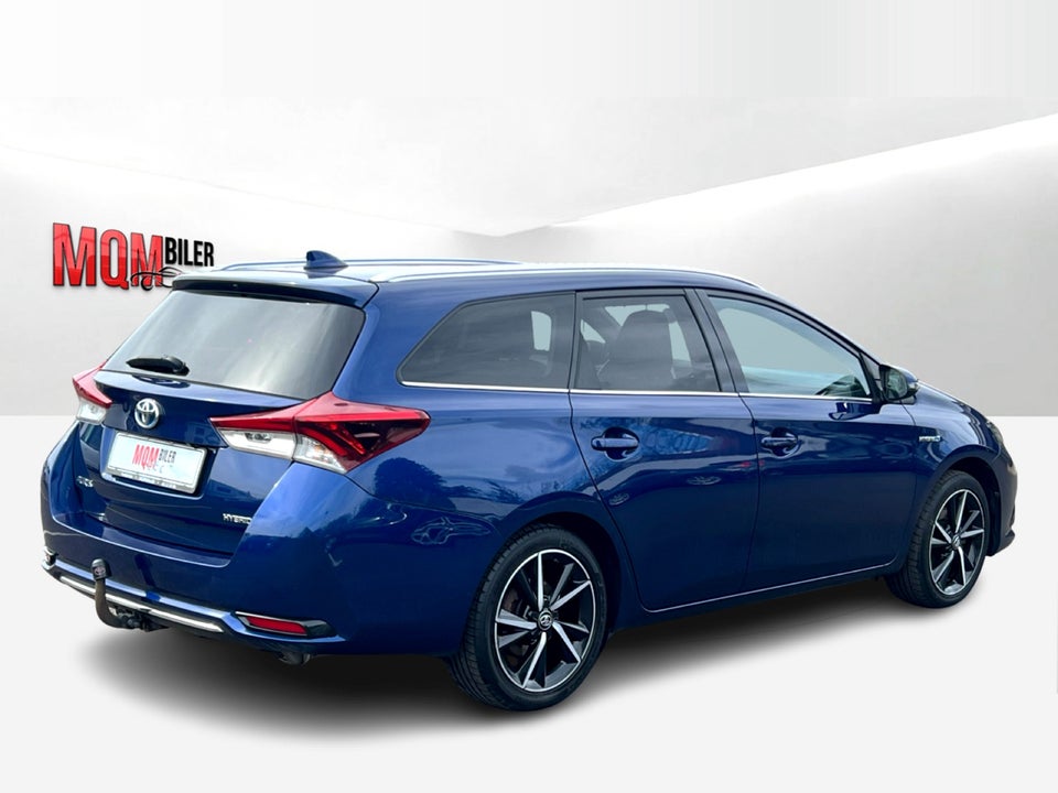 Toyota Auris 1,8 Hybrid H2 Selected Touring Sports CVT 5d