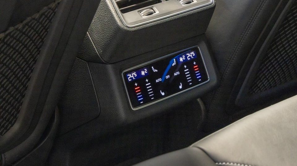 Audi e-tron 55 S-line Sportback quattro 5d