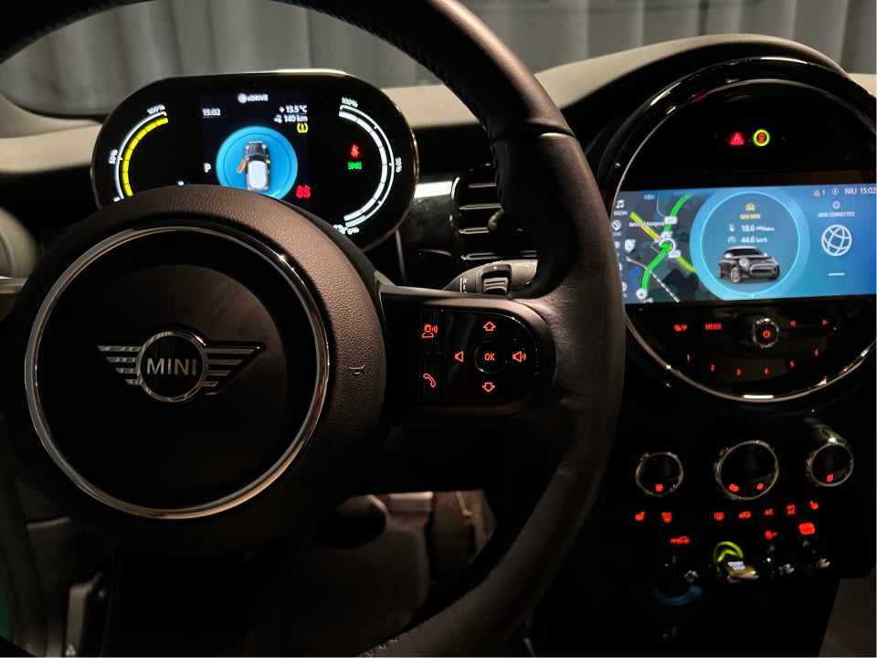 MINI Cooper SE Classic Trim 3d