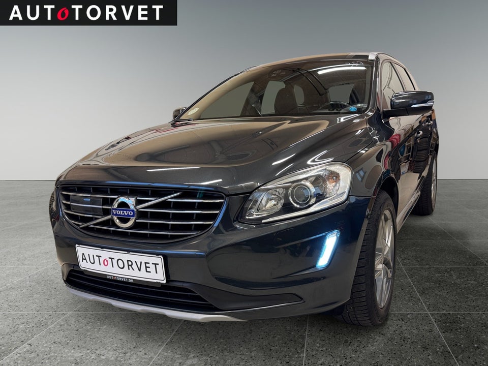 Volvo XC60 2,4 D5 220 Summum aut. AWD 5d