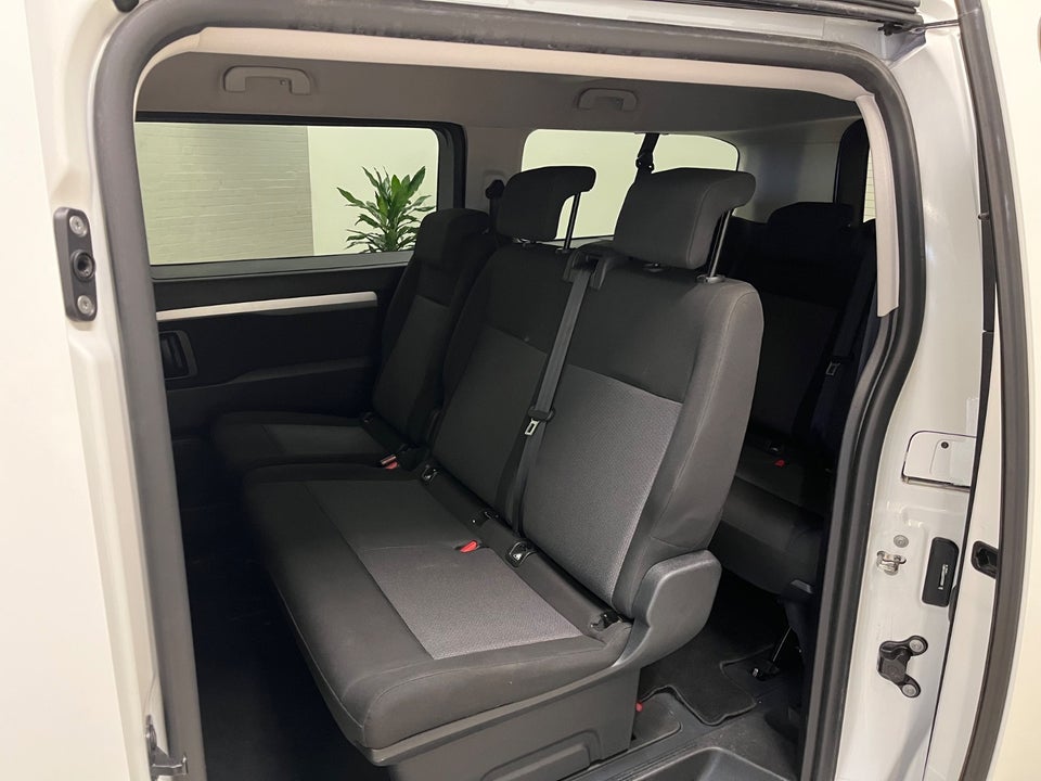 Peugeot Traveller 1,5 BlueHDi 120 L2 Business