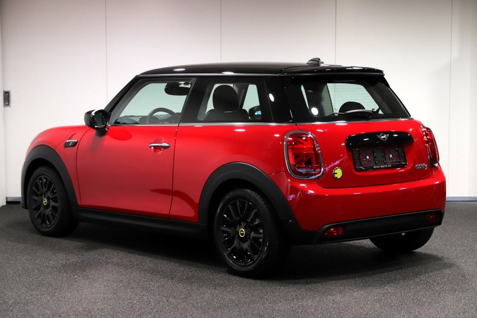 MINI Cooper SE Classic Trim 3d