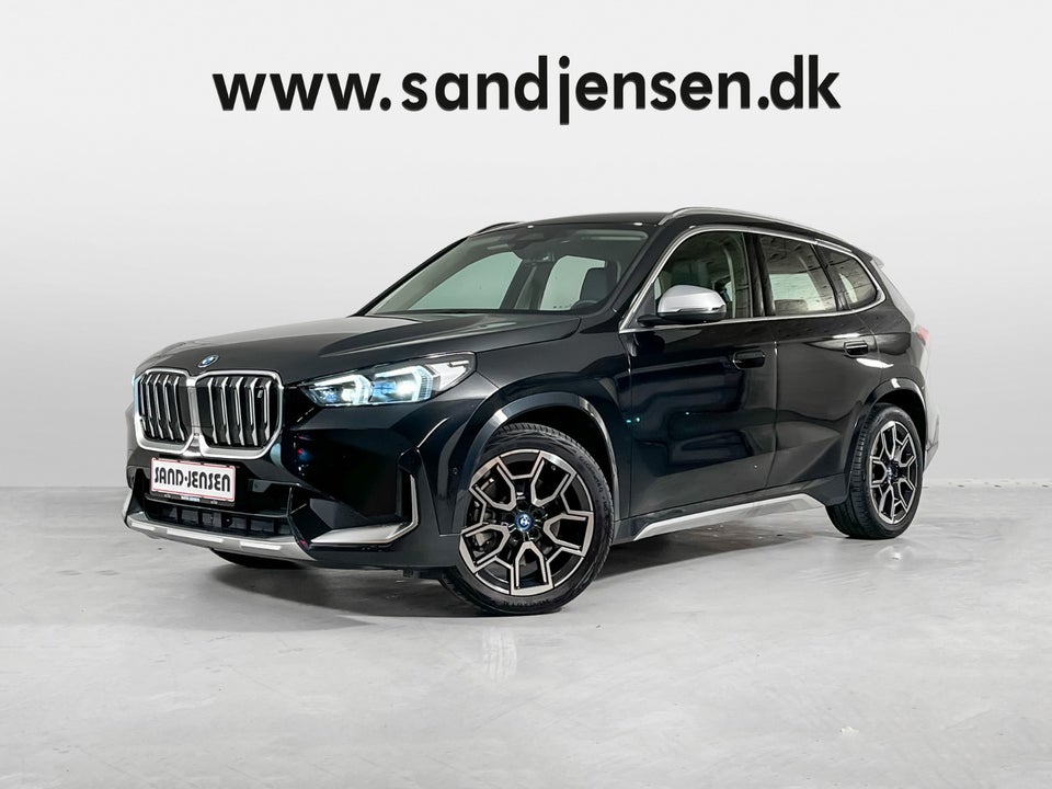 BMW iX1 xDrive30 X-Line 5d