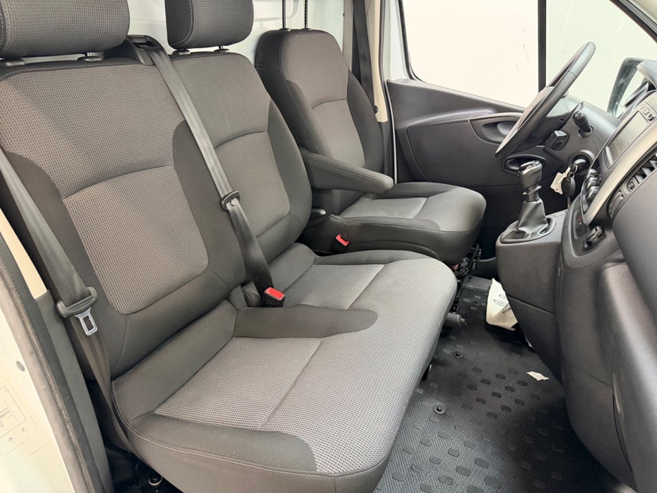 Renault Trafic T29 2,0 dCi 120 L2H1