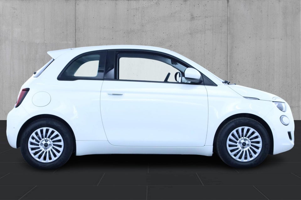 Fiat 500e 24 Action 3d