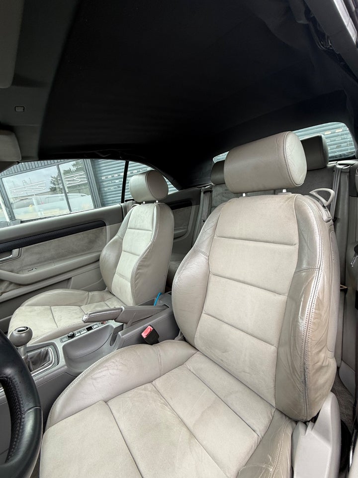 Audi A4 2,4 V6 Cabriolet 2d