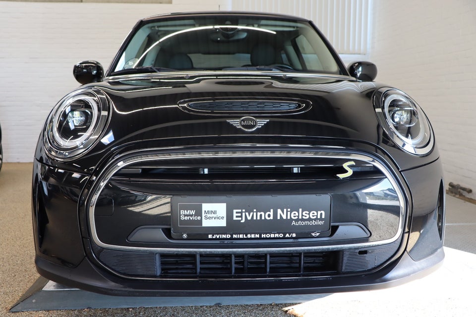 MINI Cooper SE Classic Trim 3d