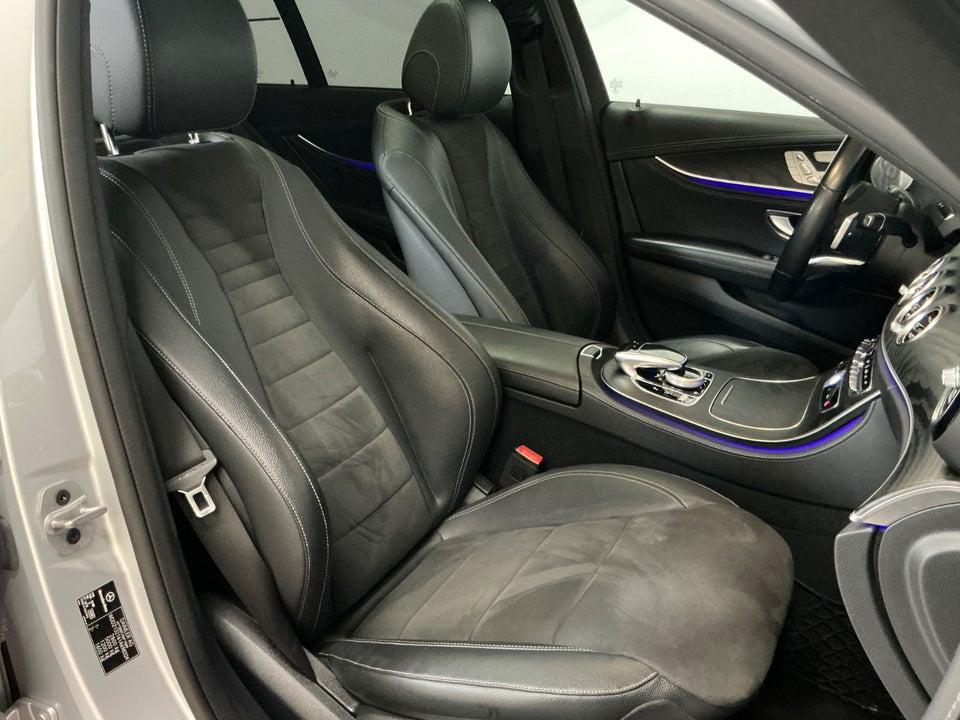 Mercedes E300 de 2,0 AMG Line stc. aut. 5d