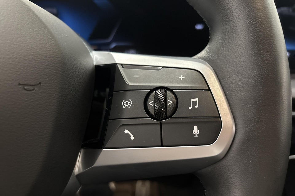 BMW iX1 eDrive20 M-Sport Pro 5d