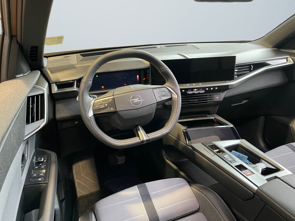 Opel Grandland-e 73 GS 5d