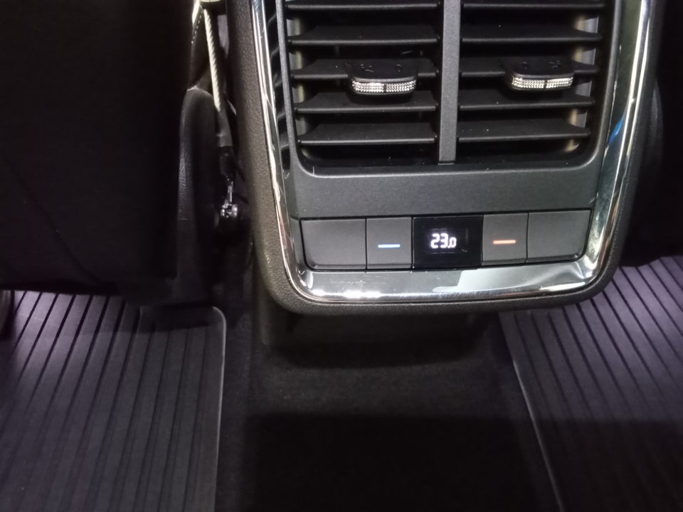 Skoda Enyaq 80x iV Sportline 5d