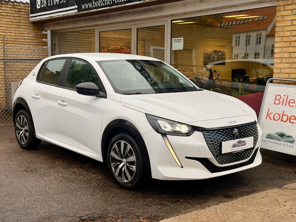Peugeot e-208 50 Active 5d