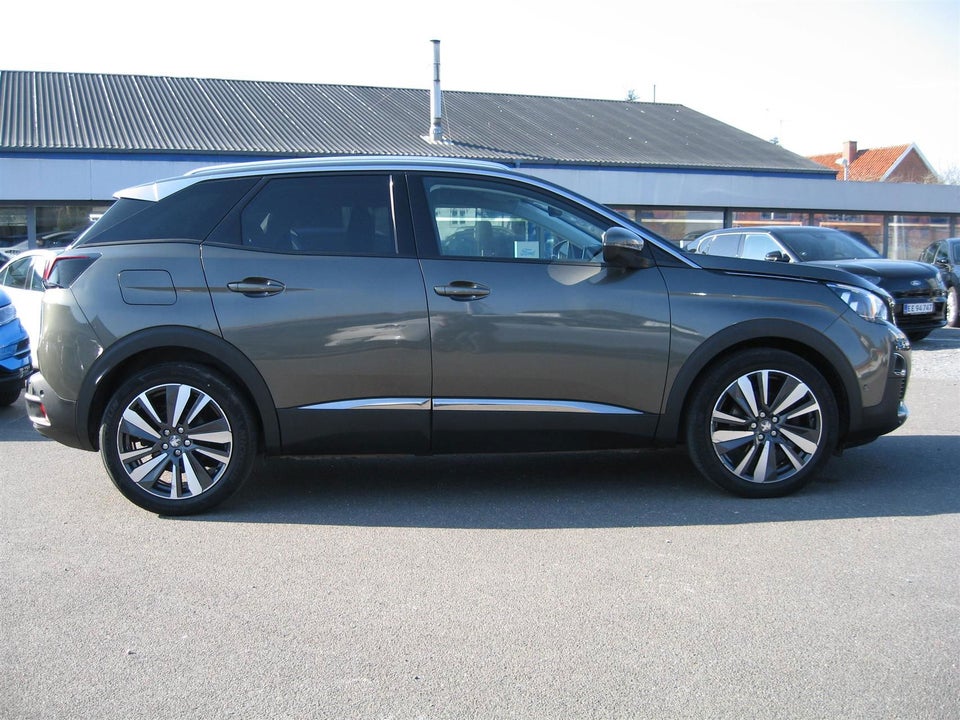 Peugeot 3008 1,2 e-THP 130 Allure 5d