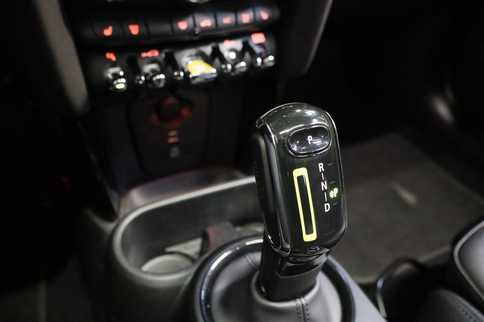 MINI Cooper SE Edition Premium Plus 3d