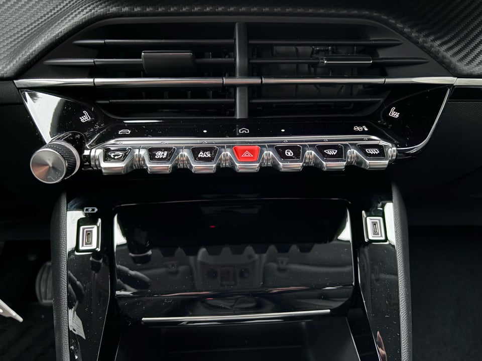 Peugeot 208 1,2 PureTech 100 Allure 5d