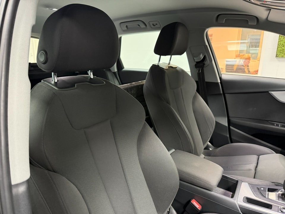 Audi A4 40 TFSi Sport Prestige Tour Avant S-tr. 5d