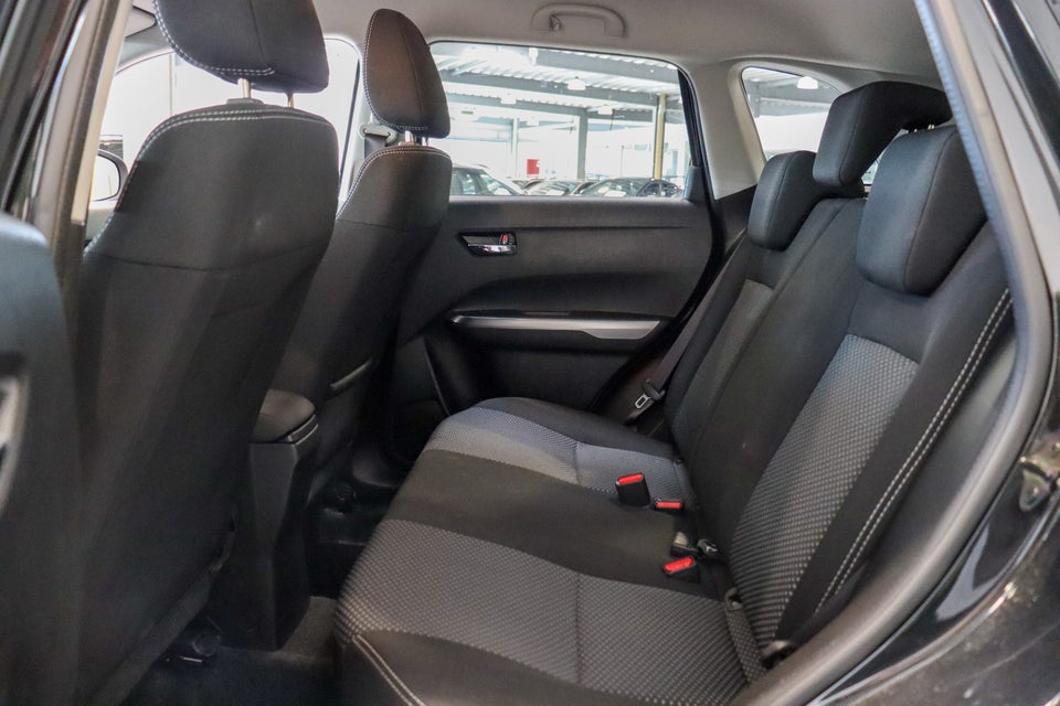 Suzuki Vitara 1,4 mHybrid Active 5d