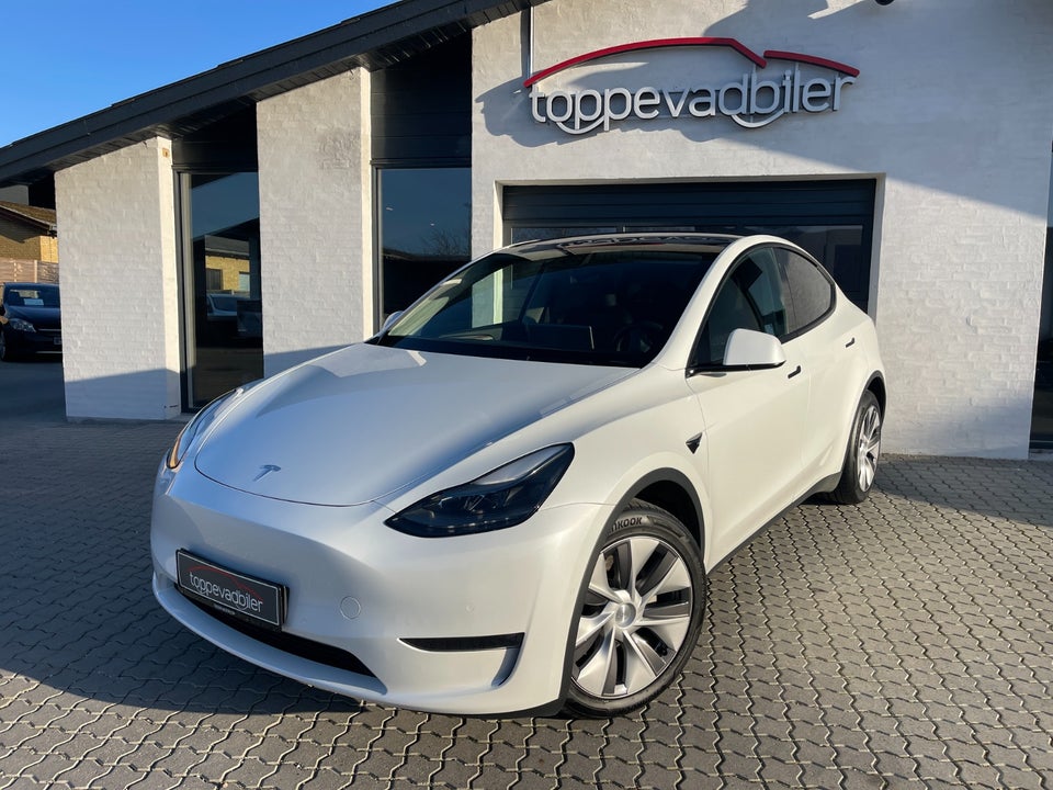 Tesla Model Y Long Range AWD 5d