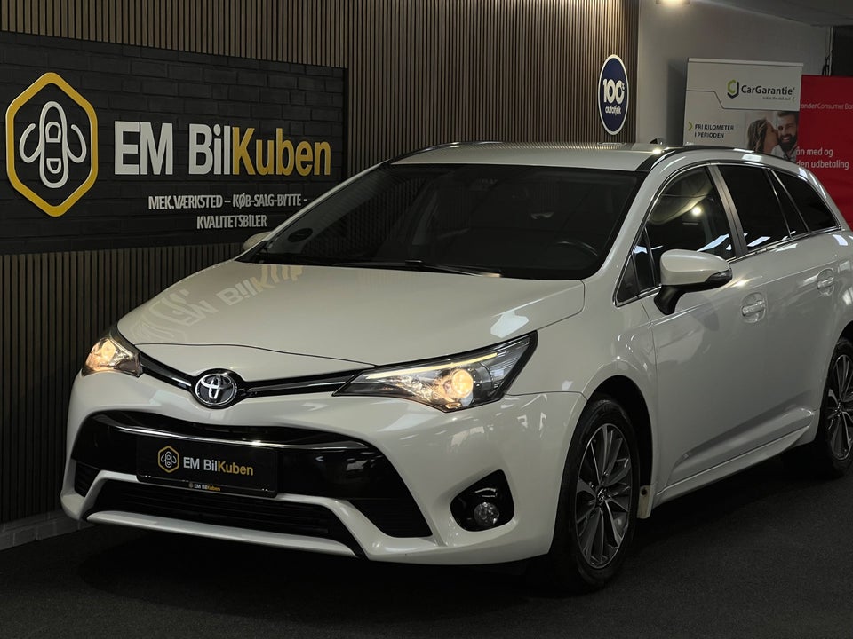 Toyota Avensis 1,8 VVT-i T2 Touring Sports MDS 5d