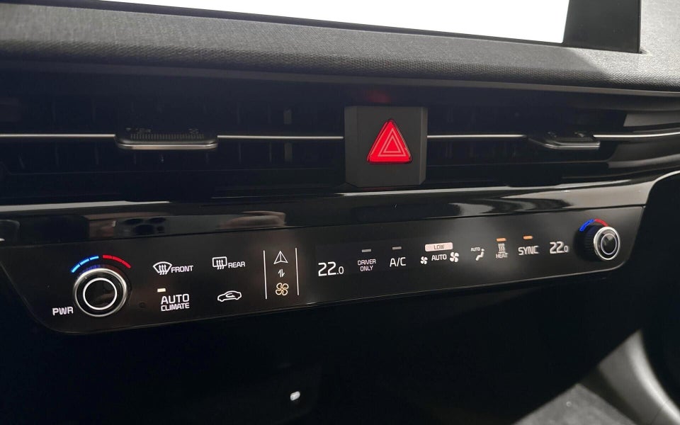 Kia EV6 77 Long Range Access 5d