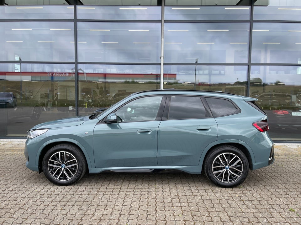 BMW iX1 eDrive20 M-Sport Premium 5d