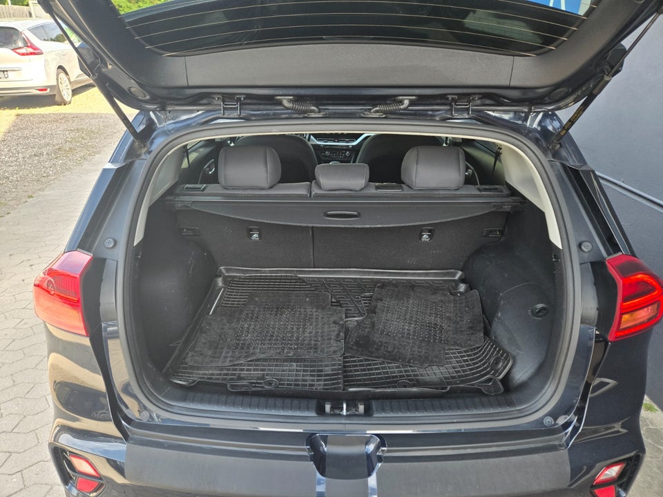 Kia Niro 1,6 HEV Advance DCT 5d