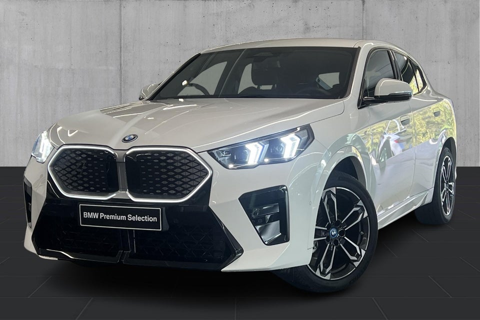BMW iX2 eDrive20 M-Sport 5d