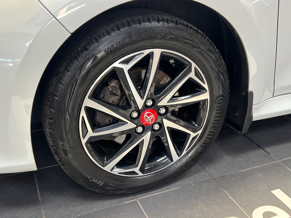 Toyota Yaris 1,5 Hybrid H3 Style e-CVT 5d
