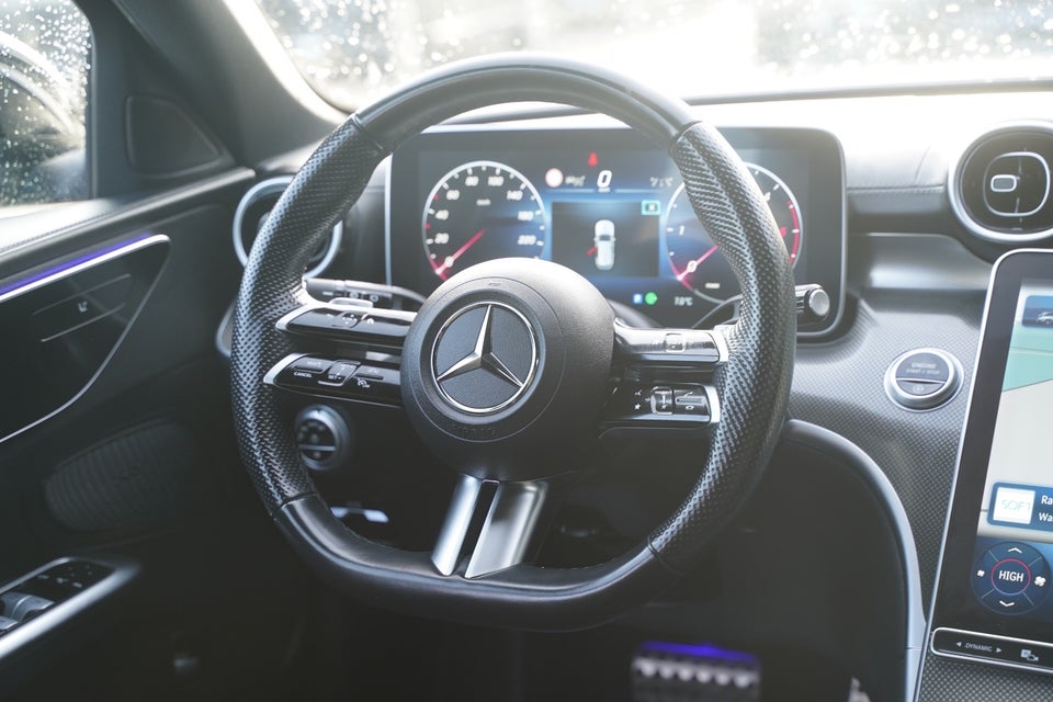 Mercedes C220 d 2,0 AMG Line stc. aut. 5d