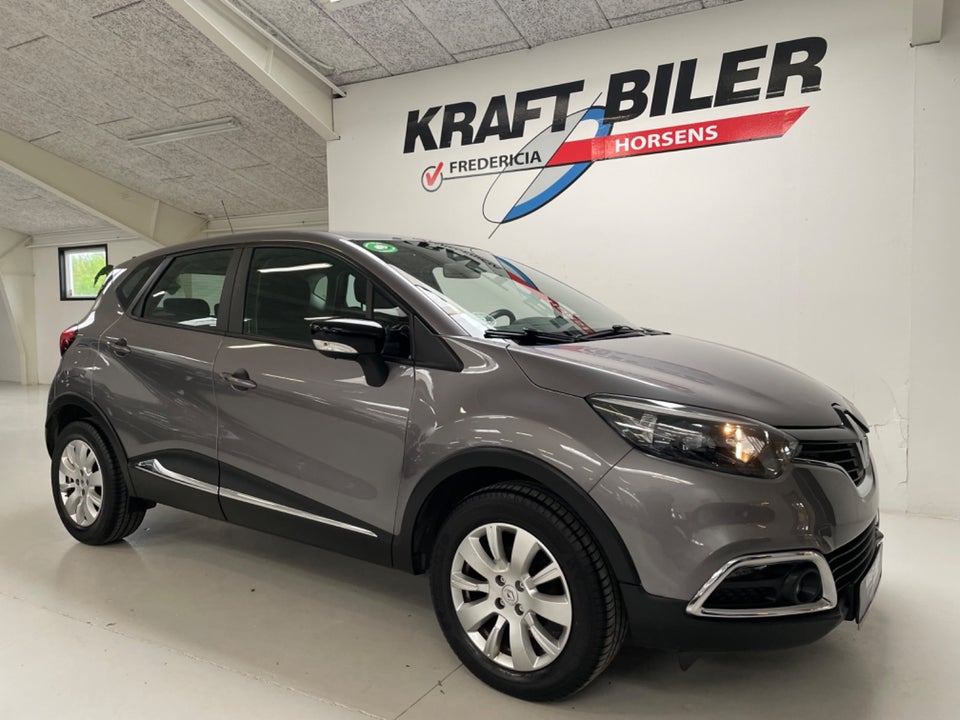 Renault Captur 0,9 TCe 90 Expression 5d